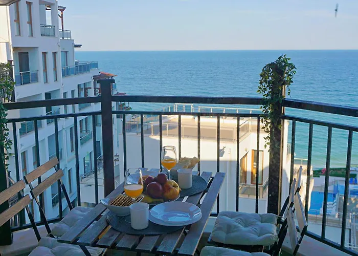 Комплекс Бяла Виста До Плажа - Complex Byala Vista Near The Beach