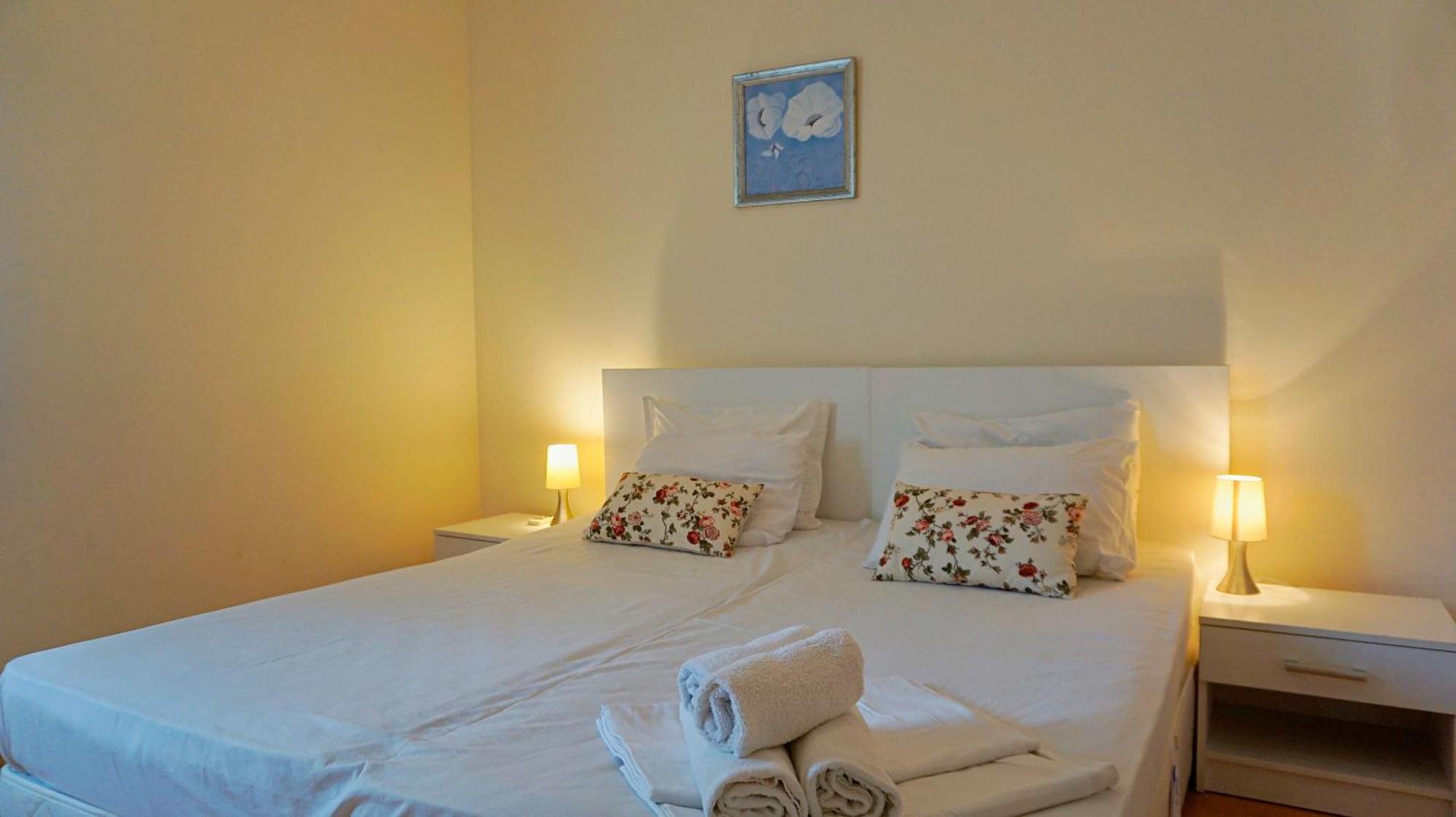 Aparthotel комплекс виста до плажа - Complex Byala Vista Near The Byala (Varna)