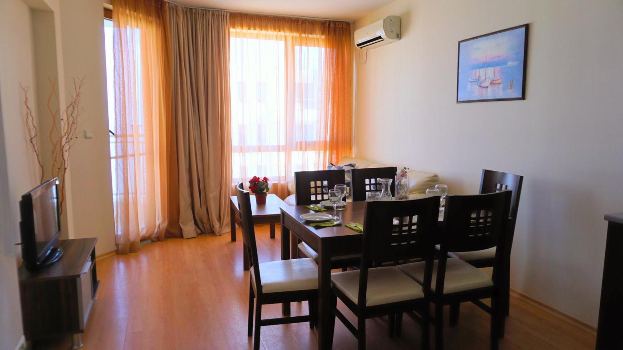 Aparthotel комплекс виста до плажа - Complex Byala Vista Near The *