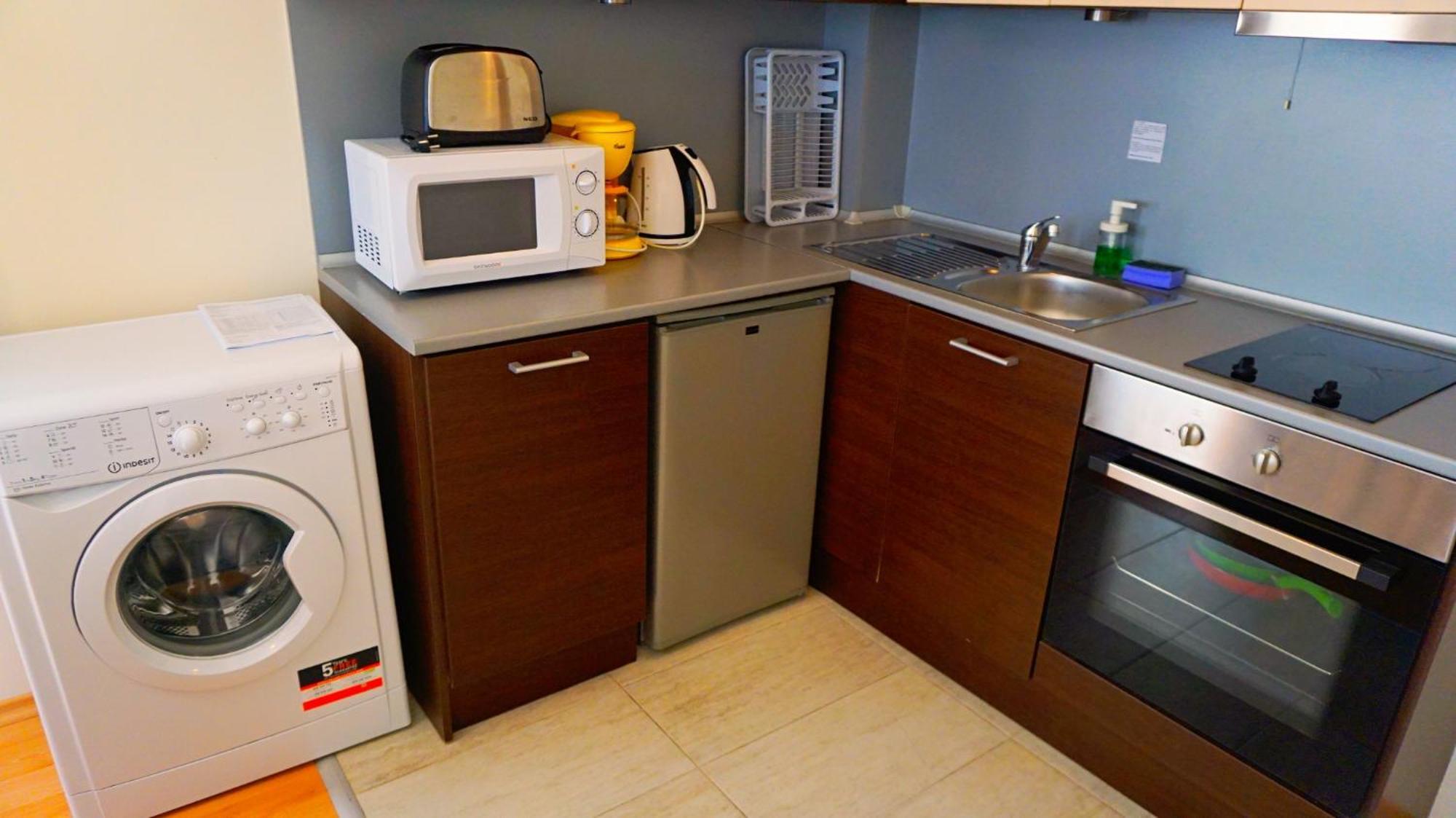 Aparthotel комплекс виста до плажа - Complex Byala Vista Near The Byala (Varna)