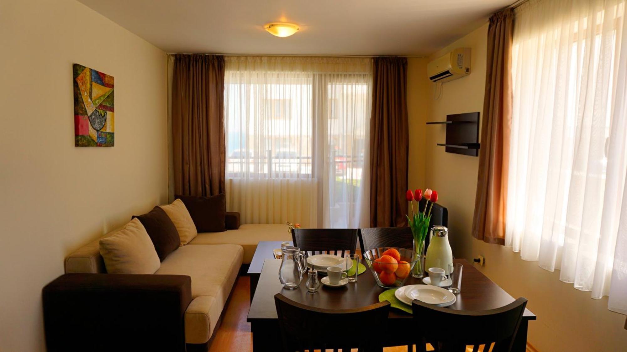 комплекс виста до плажа - Complex Byala Vista Near The Byala (Varna)