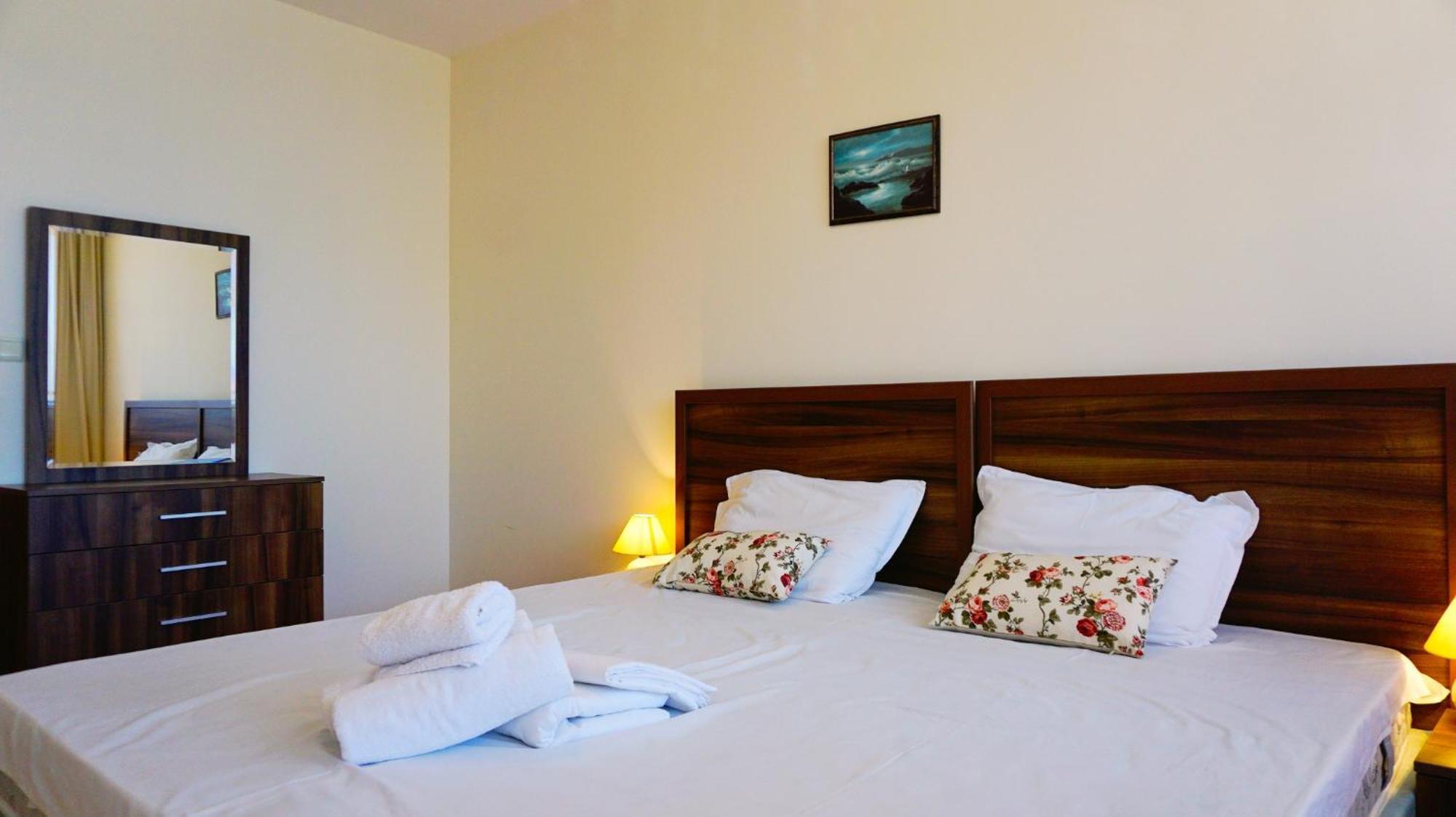 комплекс виста до плажа - Complex Byala Vista Near The *