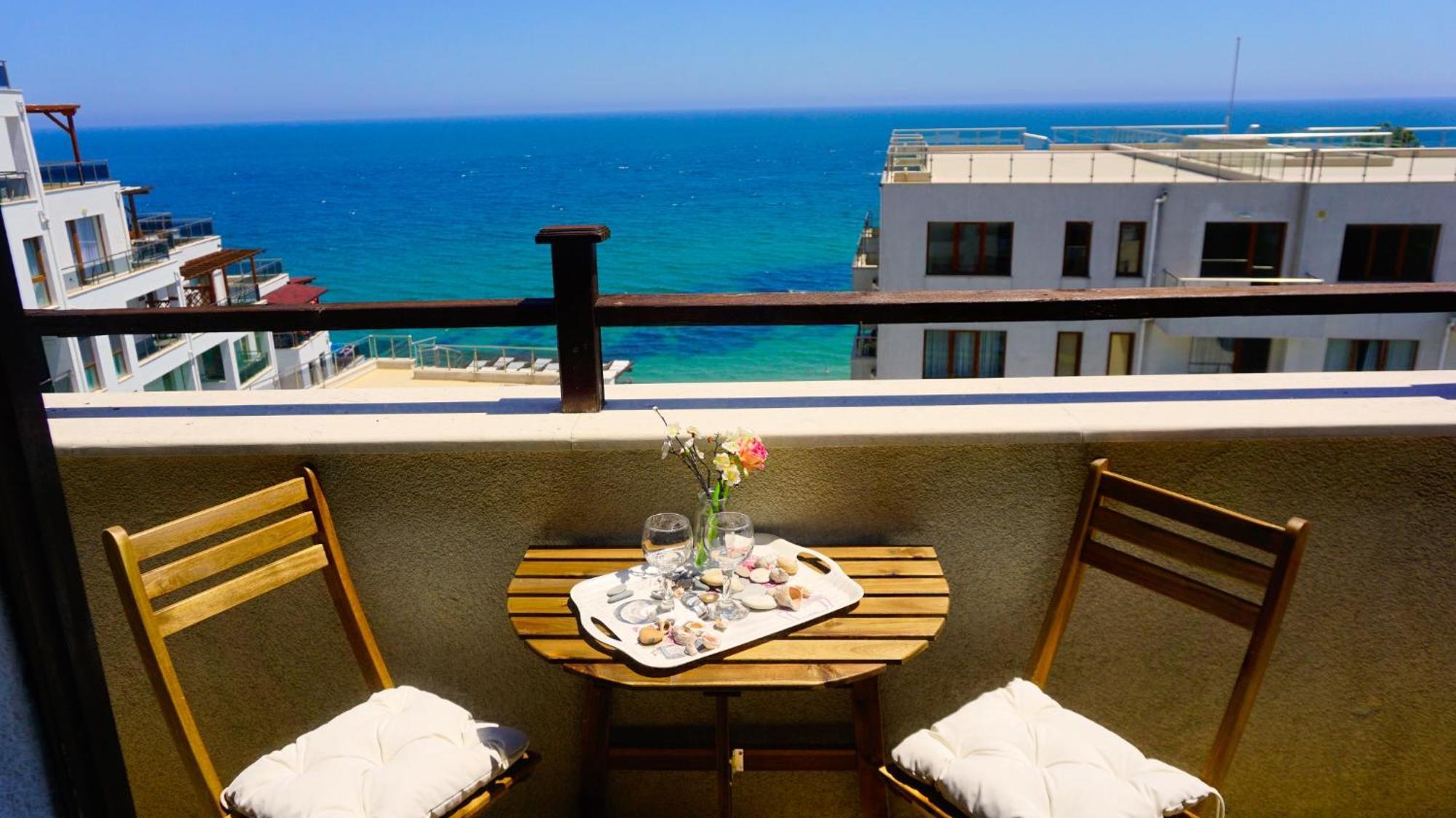 Aparthotel комплекс виста до плажа - Complex Byala Vista Near The *