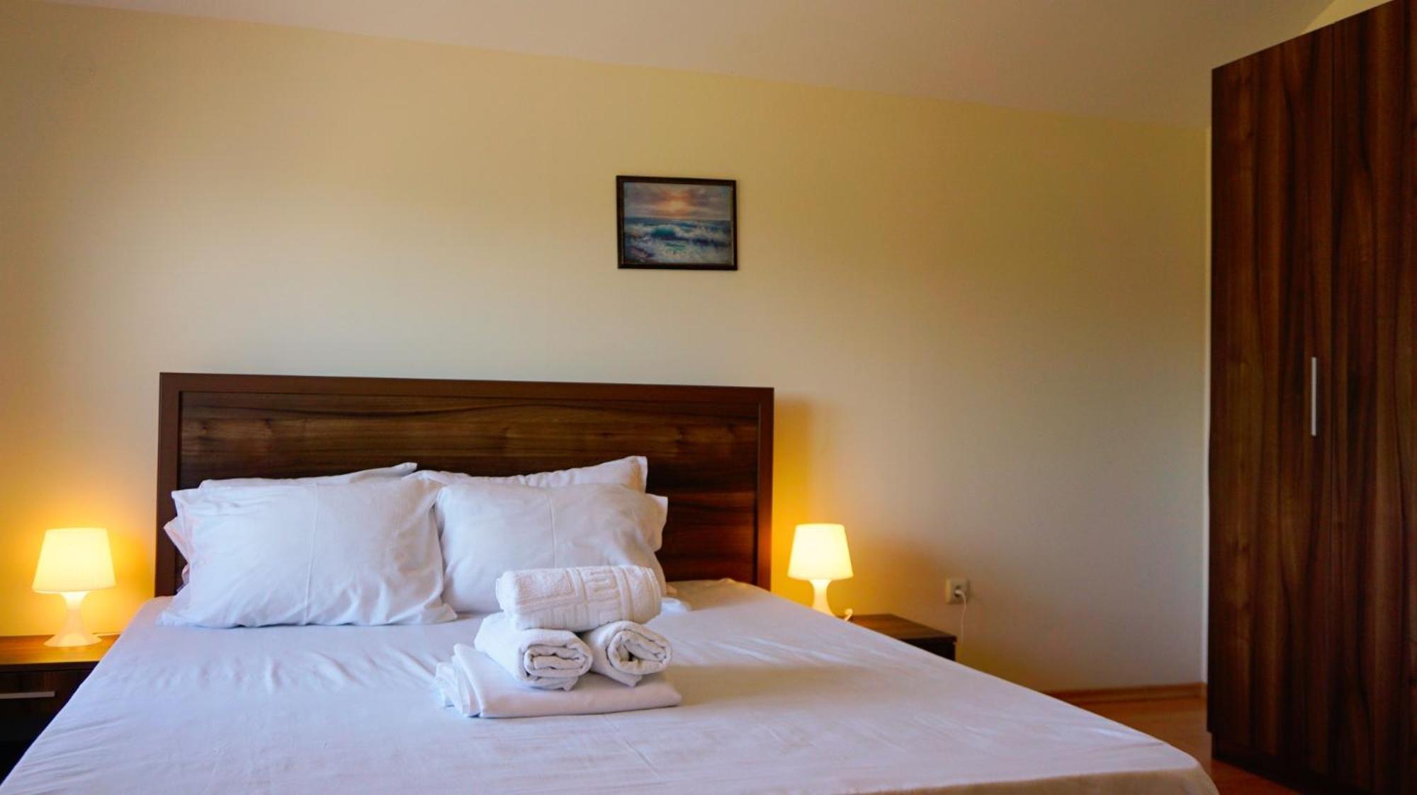 комплекс виста до плажа - Complex Byala Vista Near The Byala (Varna)